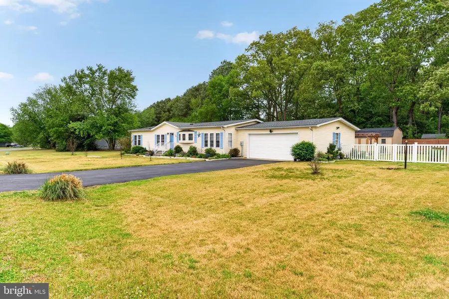 114 E Holly Dr, Lincoln, DE 19960 - #2