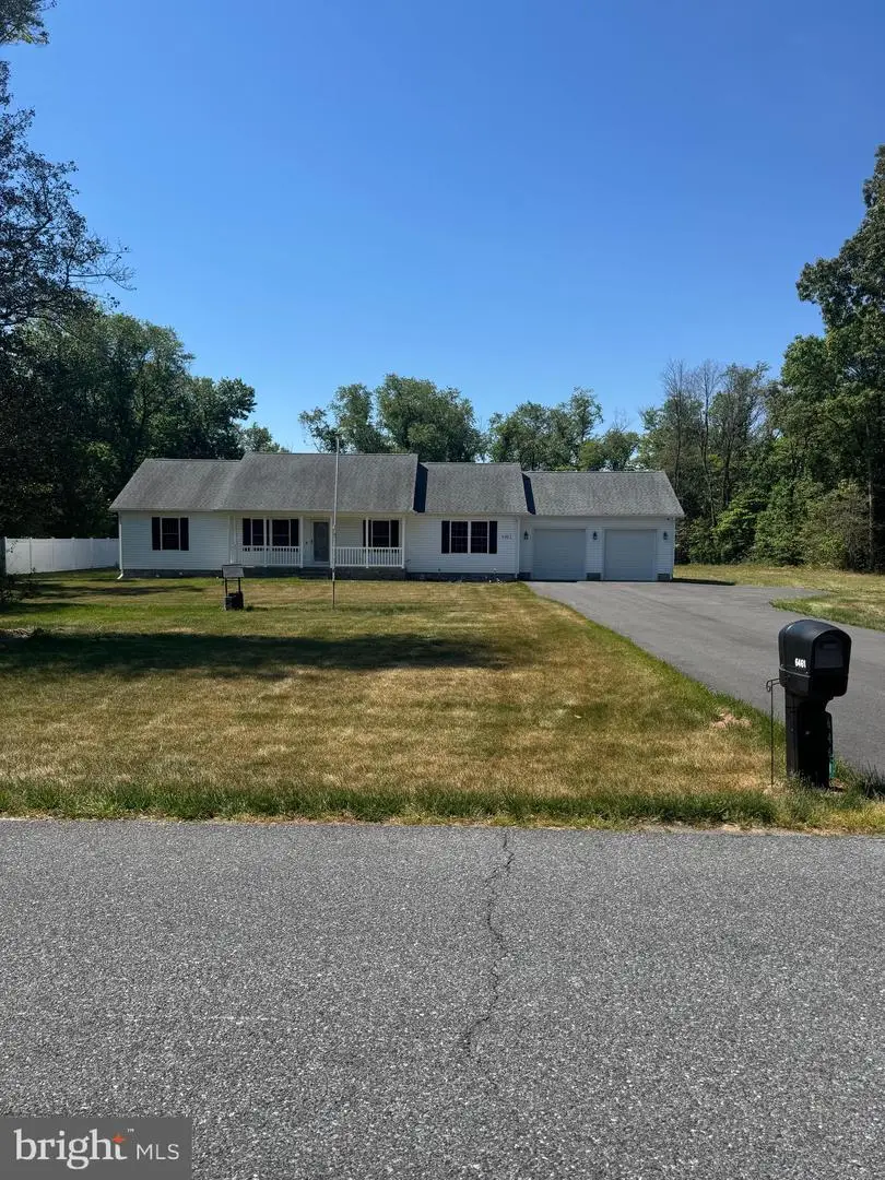 6461 Pleasant Dr, Laurel, DE 19956 - #1