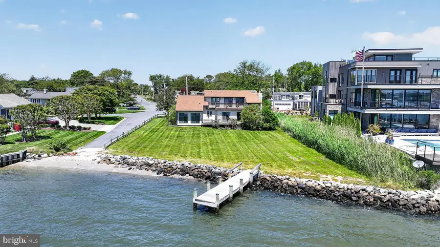 208 Salisbury St, Rehoboth Beach, DE 19971 - #2