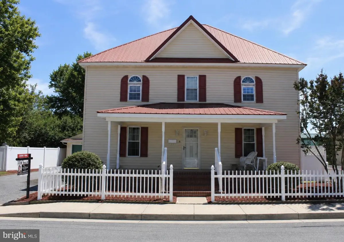 6 Delaware Ave, Delmar, DE 19940 - #1
