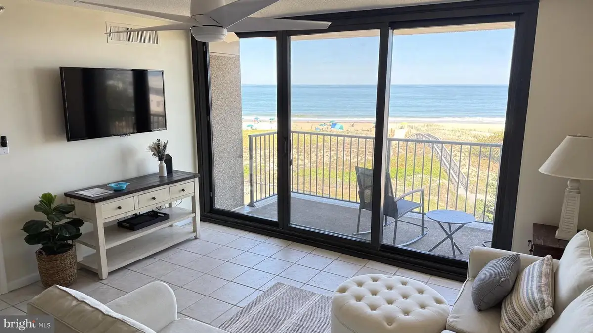 402 Island House Rd E #402, Bethany Beach, DE 19930 - #1