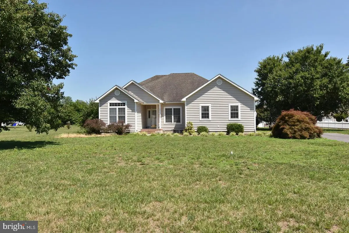 30849 Old Landing Rd, Laurel, DE 19956 - #1