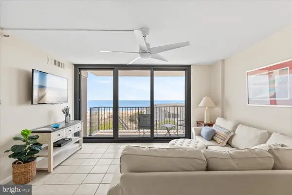 402 Island House Rd E #402, BETHANY BEACH, DE 19930