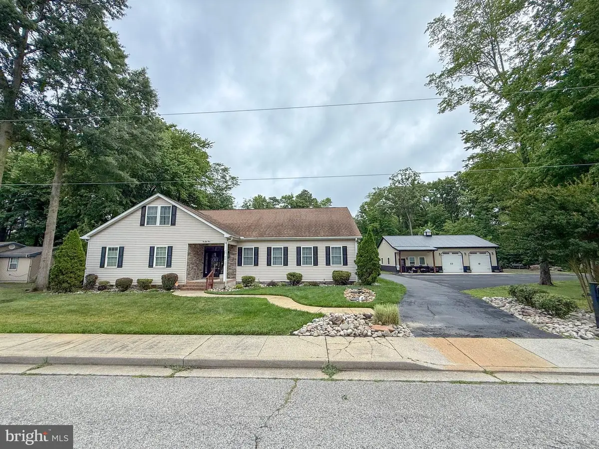 209 W Jewell St, Delmar, DE 19940 - #1