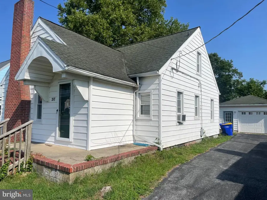 217 Laurel Rd, Millsboro, DE 19966 - #2