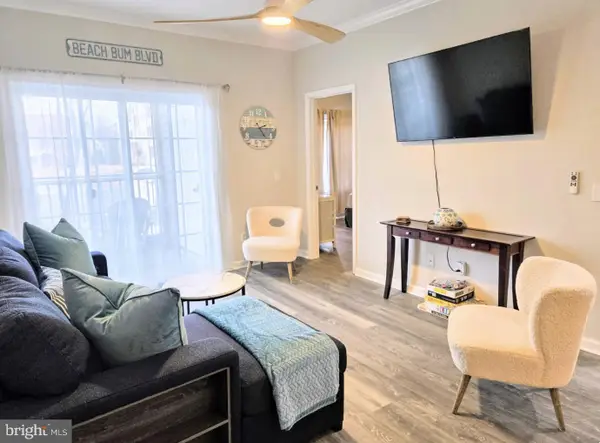200 Pebble Dr #204, REHOBOTH BEACH, DE 19971