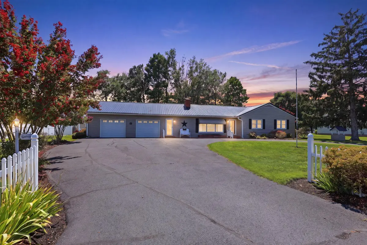 22310 Shore Dr, Seaford, DE 19973 - #1