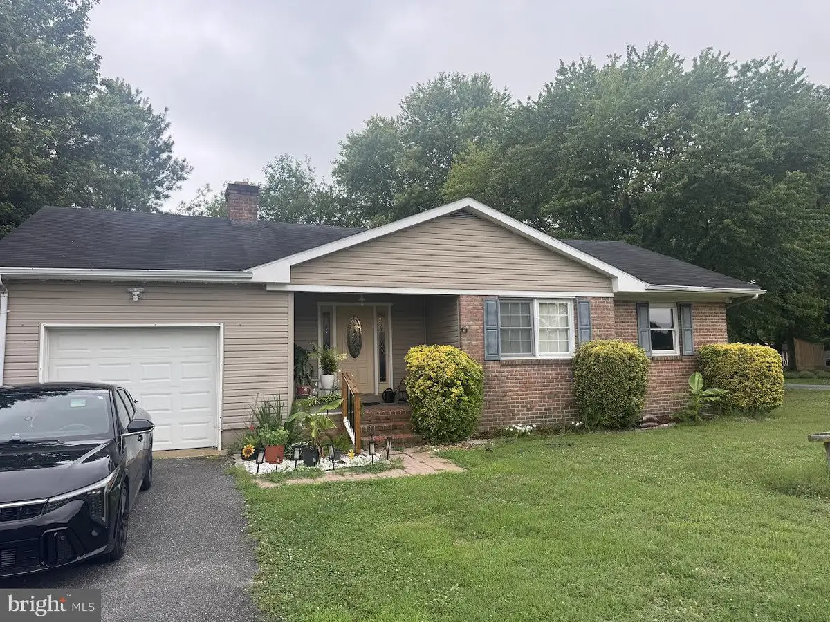 16384 Abbotts Pond Rd, Milford, DE 19963 - #1