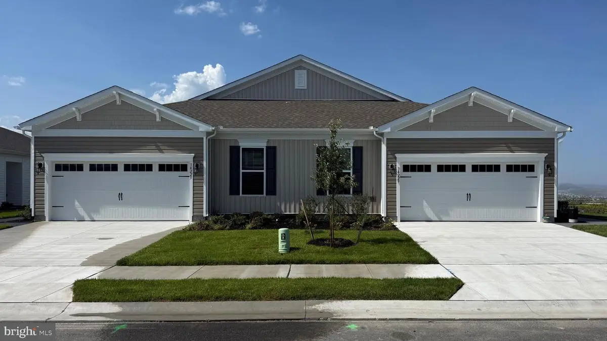 34236 Forest Acres Dr, Millville, DE 19967 - #1