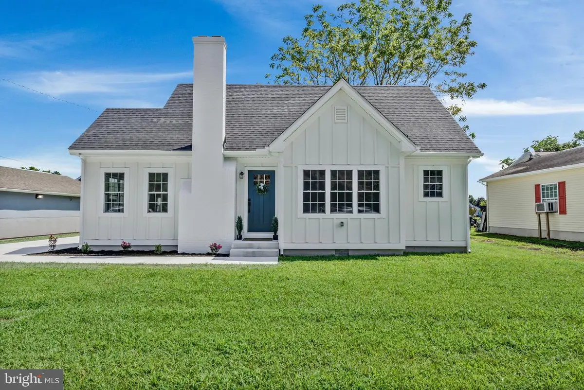 44 N Main St, Selbyville, DE 19975 - #1
