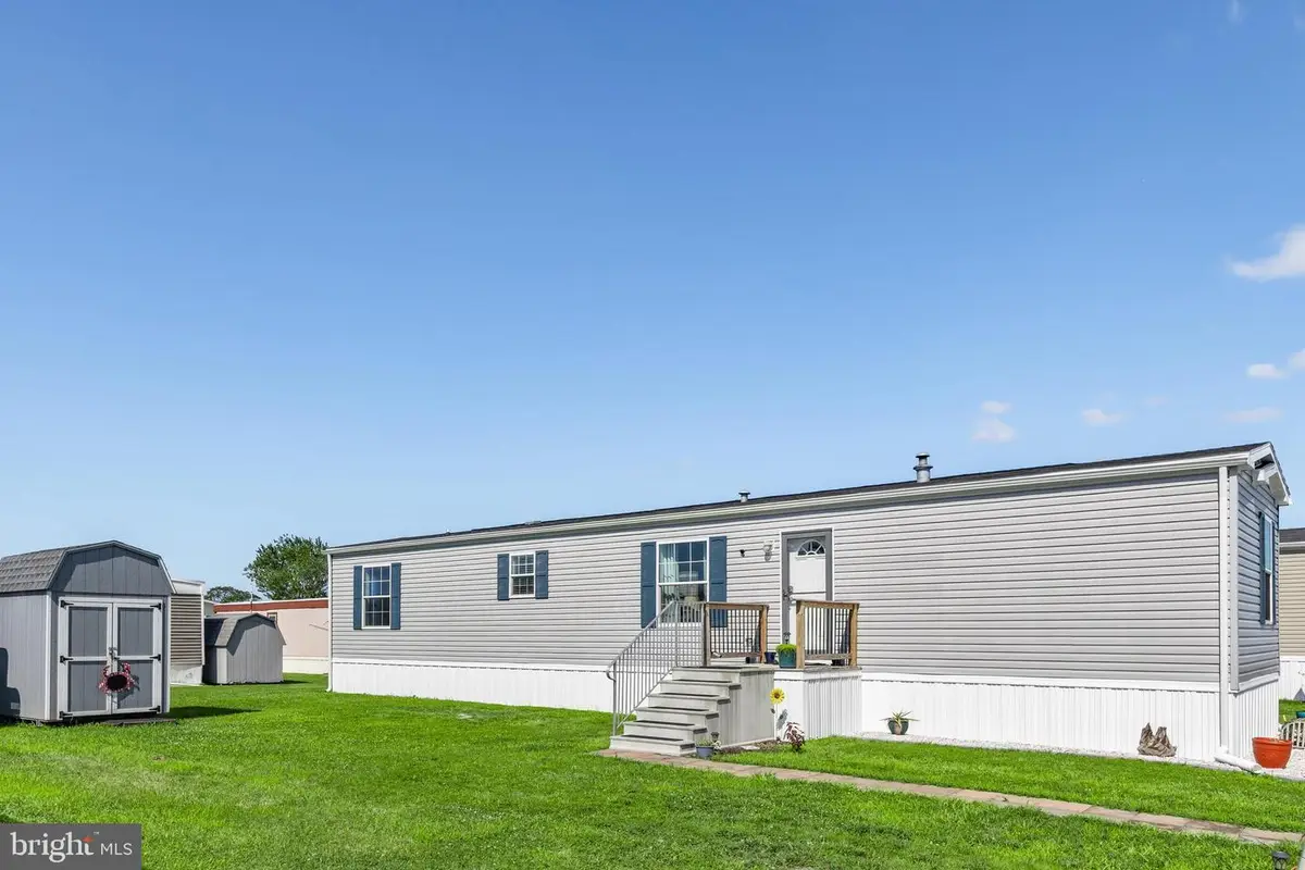 38345 Squirrel Rd, Ocean View, DE 19970 - #1