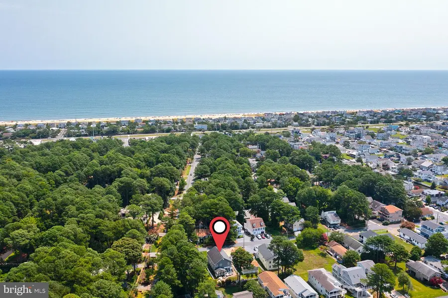 25 Cleveland Ave, South Bethany, DE 19930 - #2