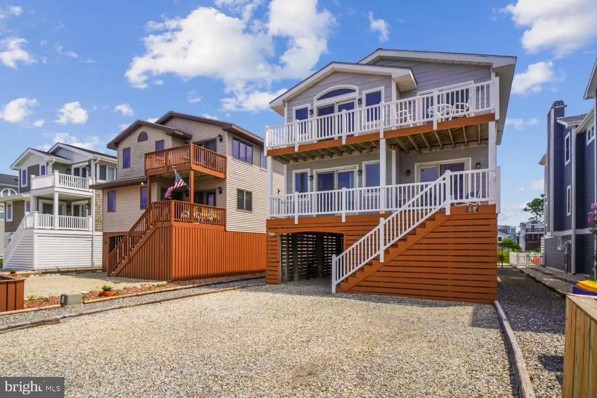214 2nd St, Bethany Beach, DE 19930 - #1