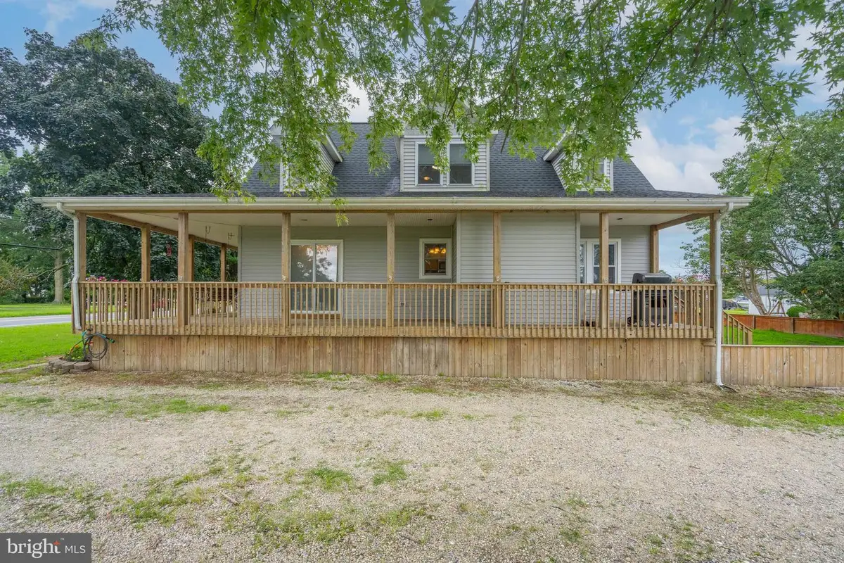 305 Laurel Rd, Millsboro, DE 19966 - #1