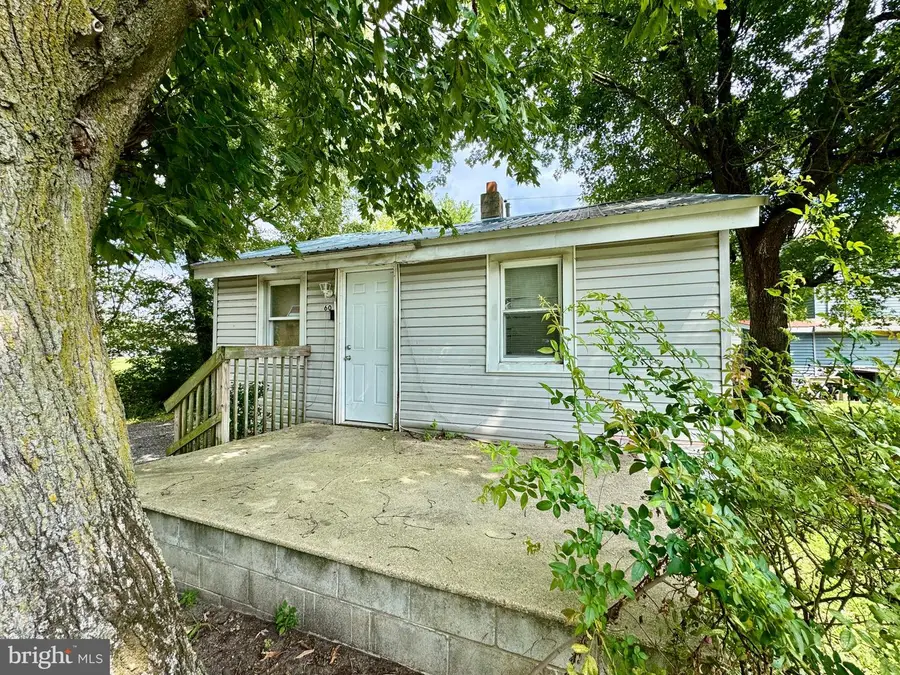 60 E Railroad Ave, Selbyville, DE 19975 - #3
