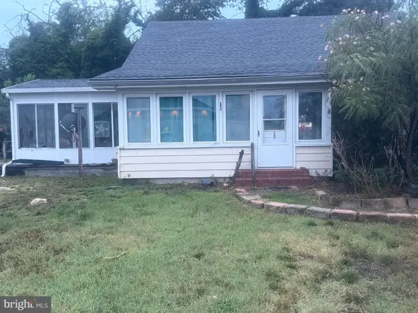 30948 N Poplar St, LAUREL, DE 19956