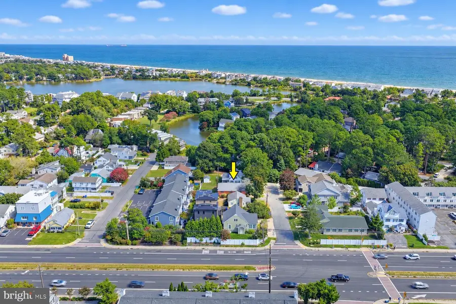 38447 Carolina St, Dewey Beach, DE 19971 - #2