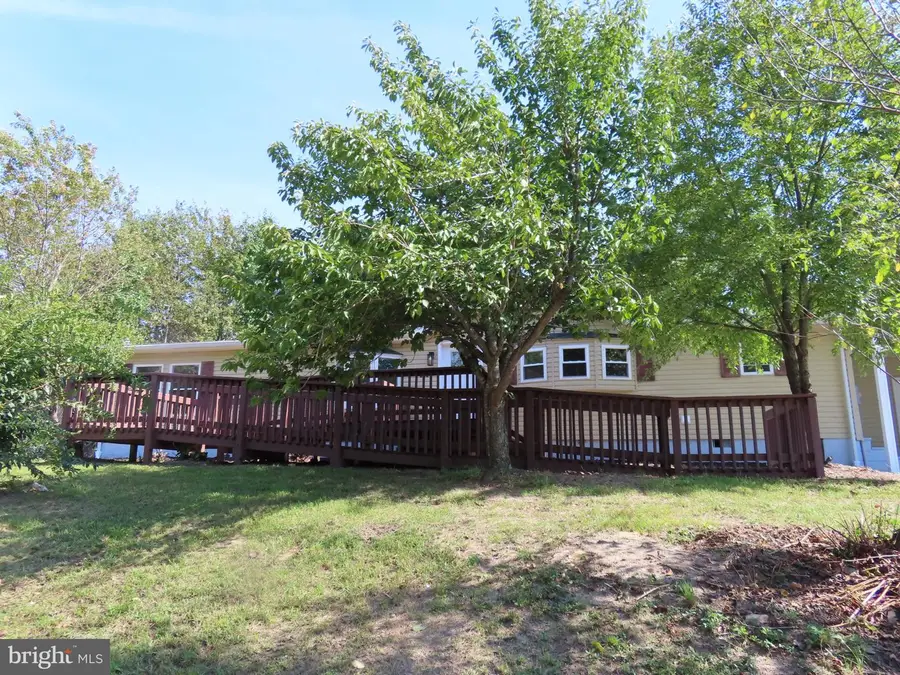 100 E Holly Dr, Lincoln, DE 19960 - #2