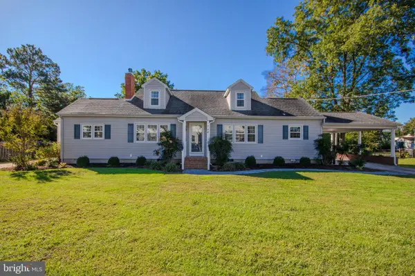 704 Delaware Ave, DELMAR, DE 19940