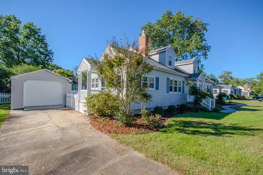 704 Delaware Ave, Delmar, DE 19940 - #3