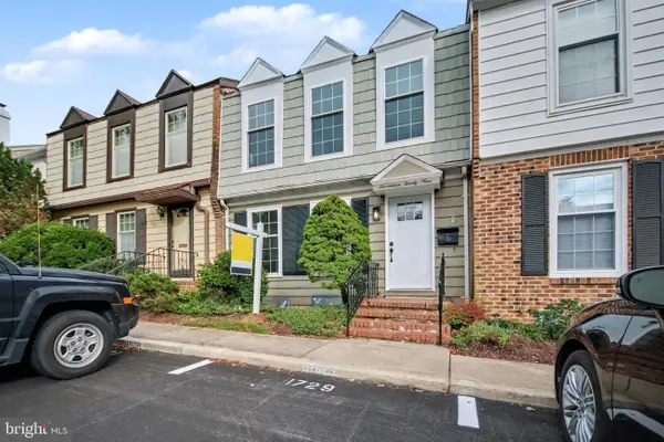 1729 Dana St #6, CROFTON, MD 21114