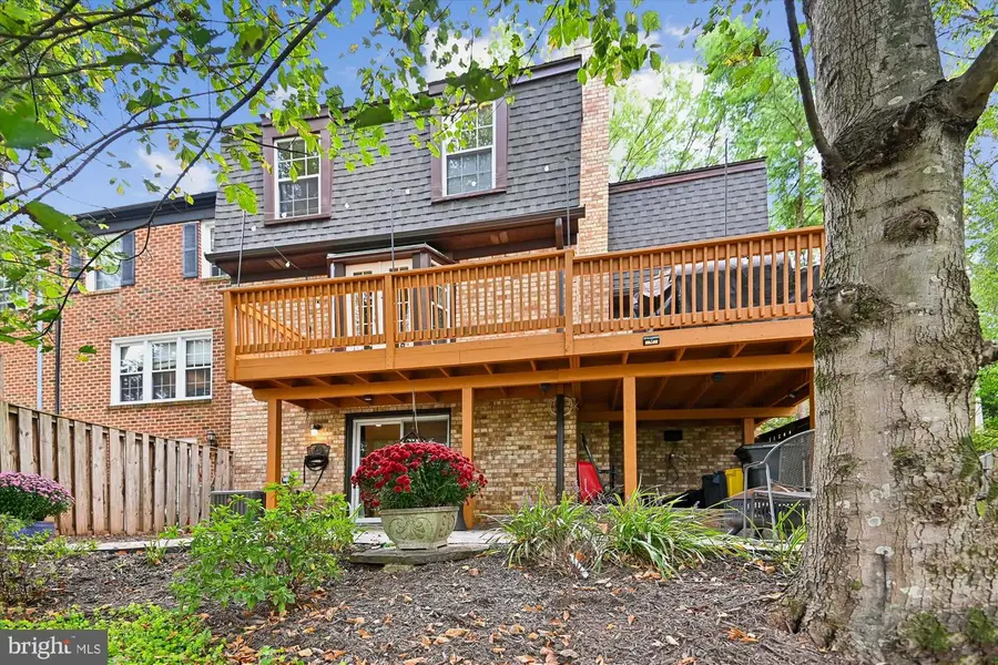 1682 Albermarle Dr, Crofton, MD 21114 - Image #3