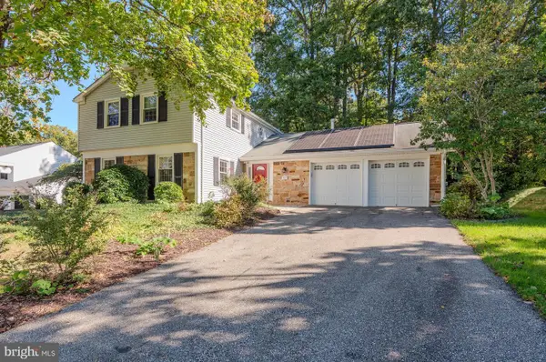 1722 Tedbury St, CROFTON, MD 21114