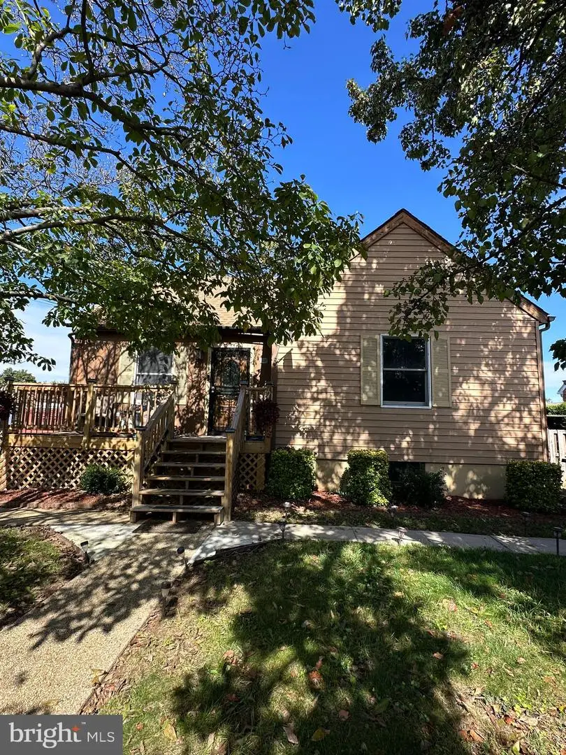 114 Wellham Ave Nw, Glen Burnie, MD 21061 - Image #2