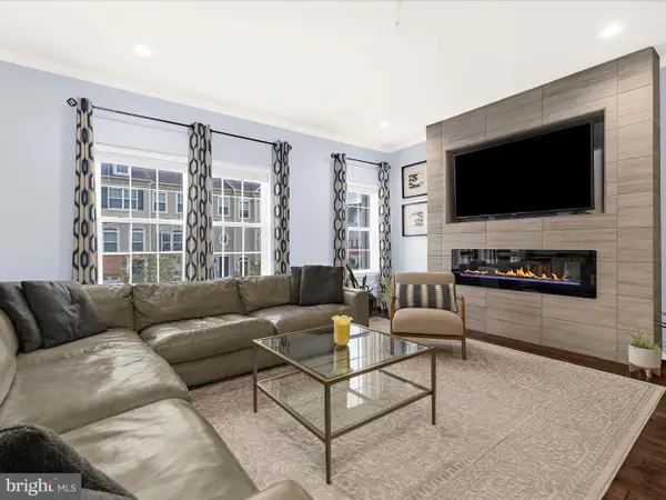 1008 Red Clover Rd, GAMBRILLS, MD 21054