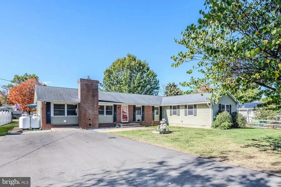 1218 Pine Ave, Edgewater, MD 21037 - Image #3