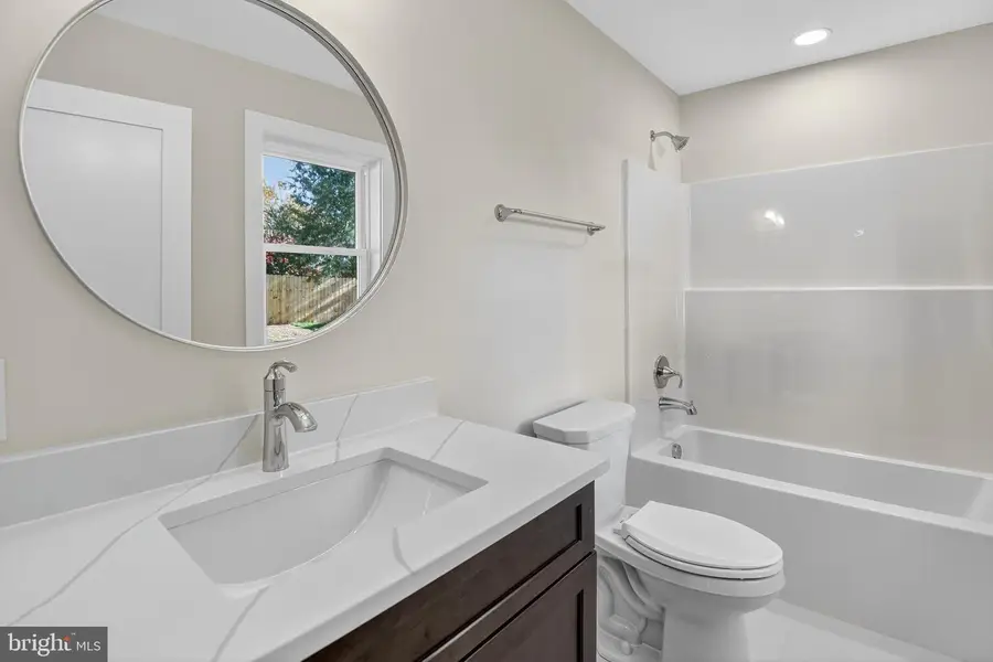 1123 Shore Dr, Edgewater, MD 21037 - Image #3