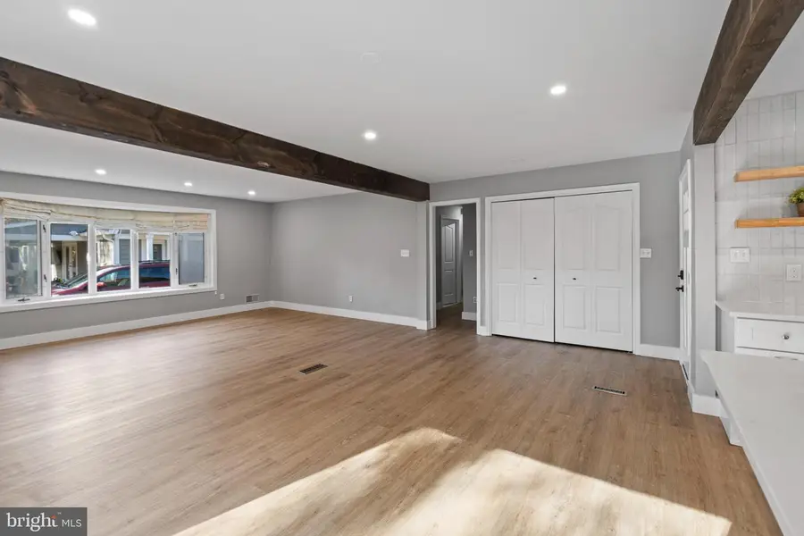 9 Robinson Rd, Severna Park, MD 21146 - Image #2