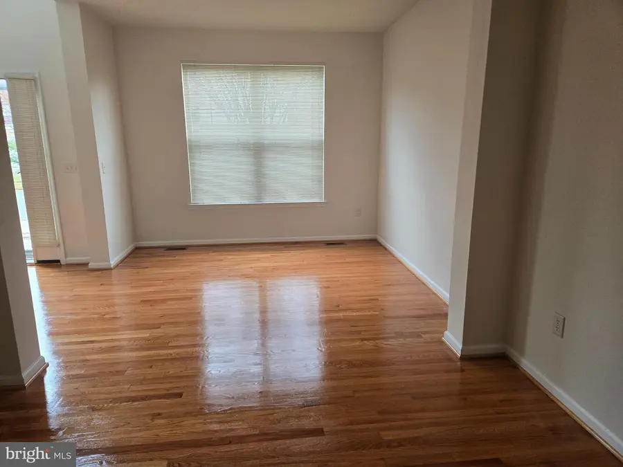 8218 Daniels Purchase Way, Millersville, MD 21108 - Image #3