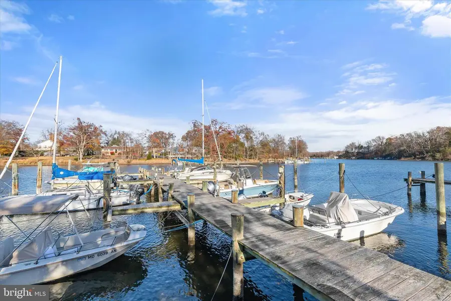 317 Londontown Rd, Edgewater, MD 21037 - Image #2