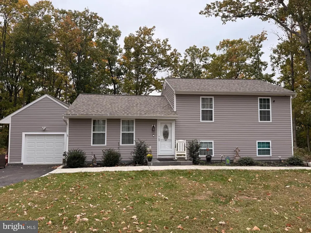 7428 Hawkins Dr, Hanover, MD 21076 - Image #1