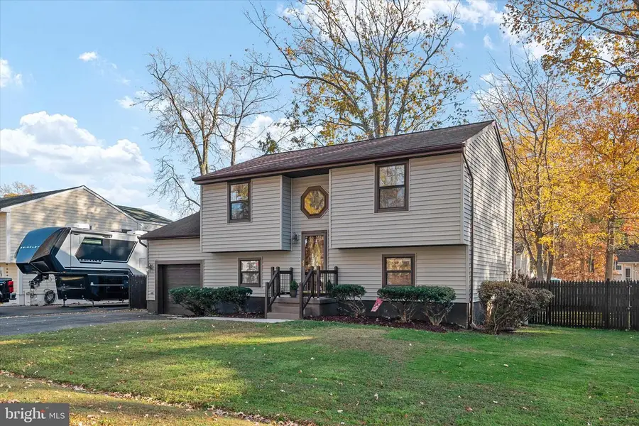 1215 Garret Ave, Churchton, MD 20733 - Image #2