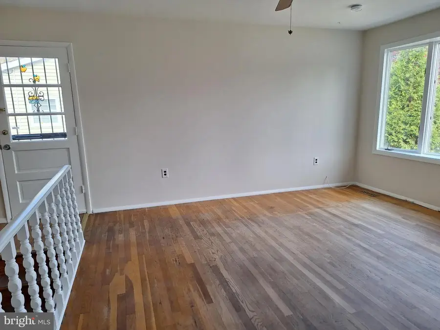 242 Elkton S, Laurel, MD 20724 - Image #3