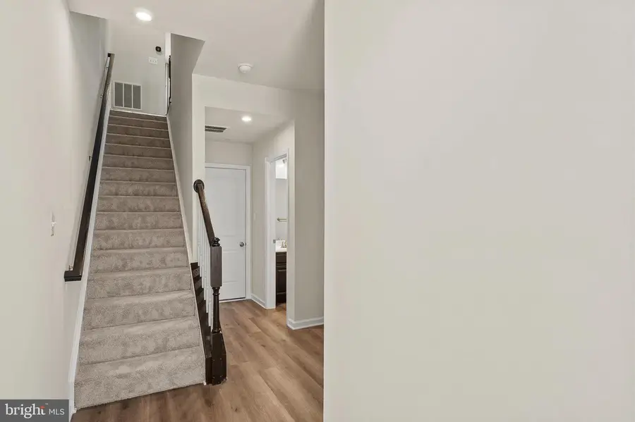 7519 Mundell Rd, Hanover, MD 21076 - Image #2