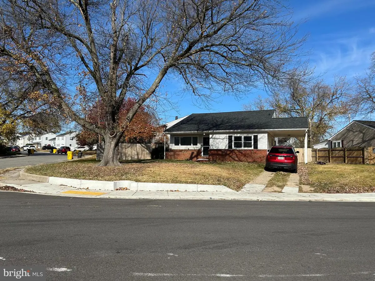 204 Ridgely Rd, Glen Burnie, MD 21061 - Image #1