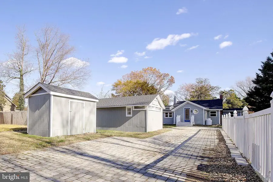 1423 Park Rd, Edgewater, MD 21037 - Image #2