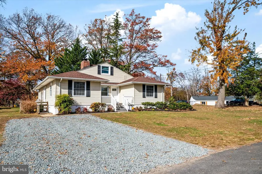 1219 Hillcreek Rd, Pasadena, MD 21122 - Image #3