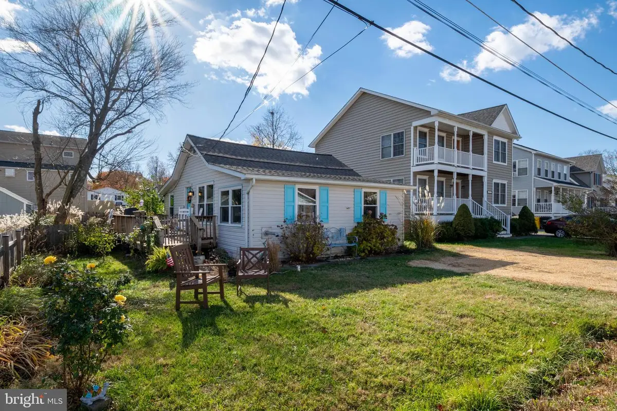 1213 Oak Ave, Shady Side, MD 20764 - Image #1