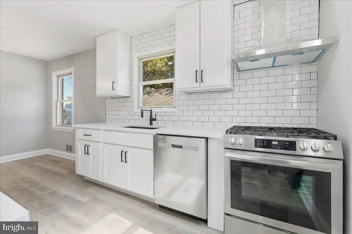 305 Newfield Rd, Glen Burnie, MD 21061 - Image #1