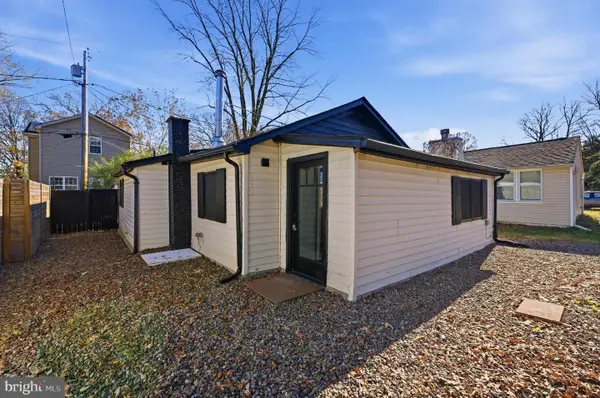 4717 Frederick Ave, SHADY SIDE, MD 20764