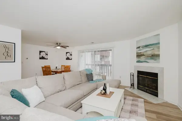 208 Spring Maiden Ct #203, GLEN BURNIE, MD 21060