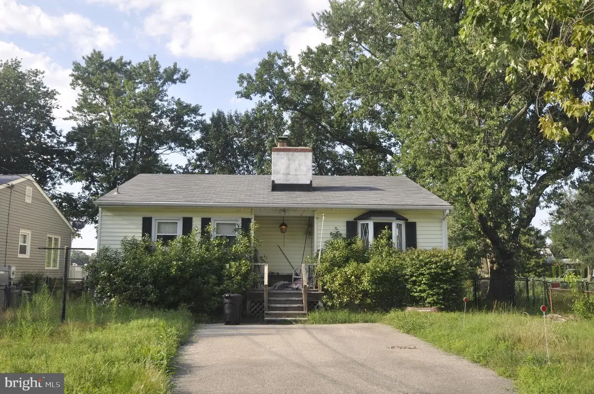 2004 Gooseneck Rd, Pasadena, MD 21122 - Image #1