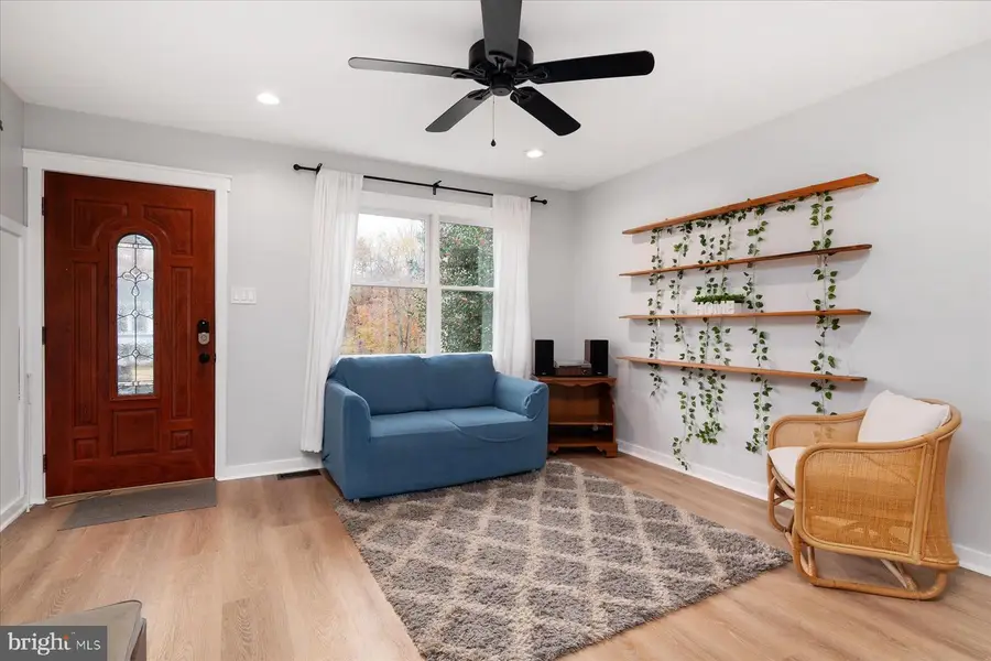 276 Overleaf Dr, Arnold, MD 21012 - Image #3