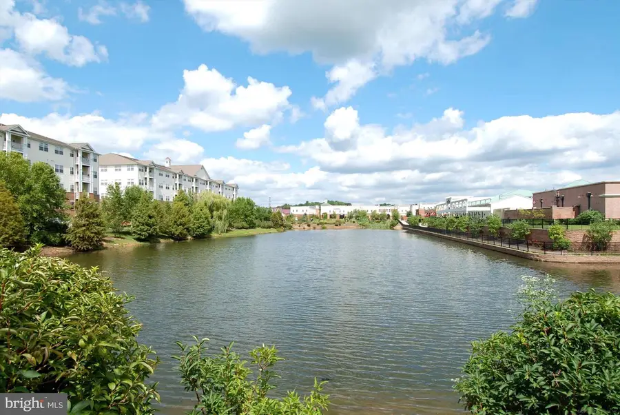 2605 Chapel Lake Dr #212, Gambrills, MD 21054 - Image #2