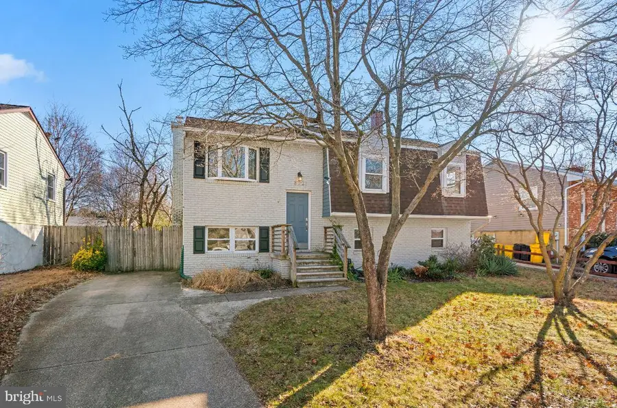 8221 Millfield Ct, Millersville, MD 21108 - Image #2