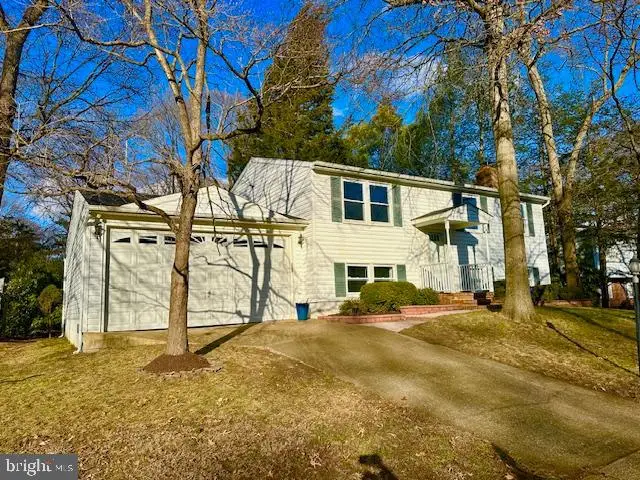 296 Berkeley Dr, Severna Park, MD 21146 - Image #2